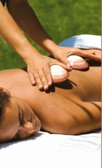 Warme Lava Shell Massage