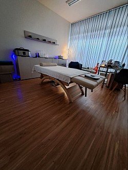 Großer Behandlungsraum