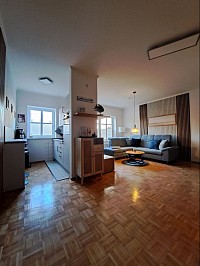 Gulfhofperle mit Parkett, 2 Schlafzimmer, Terasse